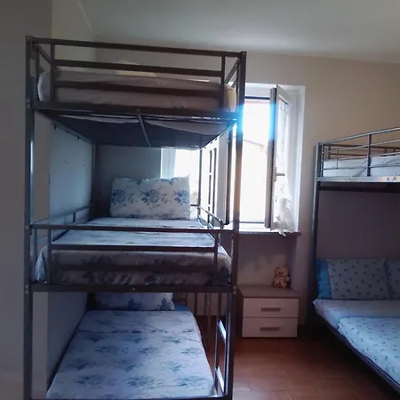 Hotel La Quercia Fiorita Trivolzio Habitación foto